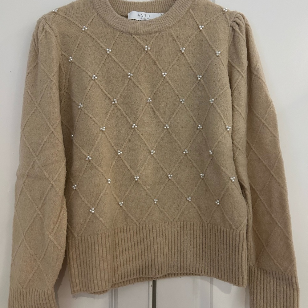 Women's Tan Sweater